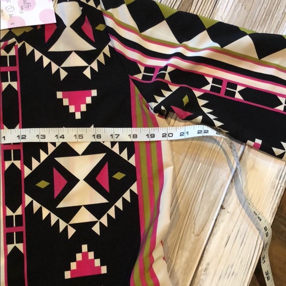 Geometric tunic - Picture 6 of 8